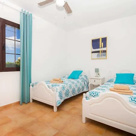 Playa Honda Sleeps 8 Pool Wifi
